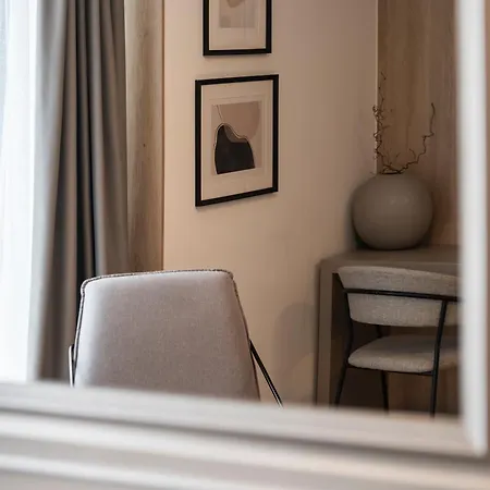 Cosy Aparthotel 4*