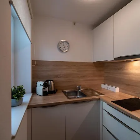 Cosy Aparthotel 3*
